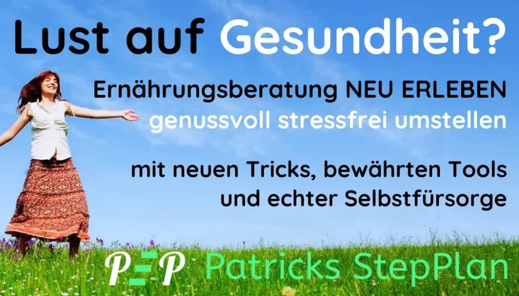 Das Bild zeigt eine Frau, die inmitten einer blühenden Blumenwiese steht. Der Himmel ist klar mit nur wenigen Wolken. Das Bild vermittelt das Gefühl von Freude, Freiheit und Verbundenheit mit der Natur, während die Person die Weite des Feldes und den klaren Himmel geniesst.